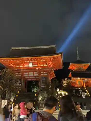 清水寺の山門