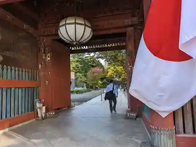 護国寺の山門・神門