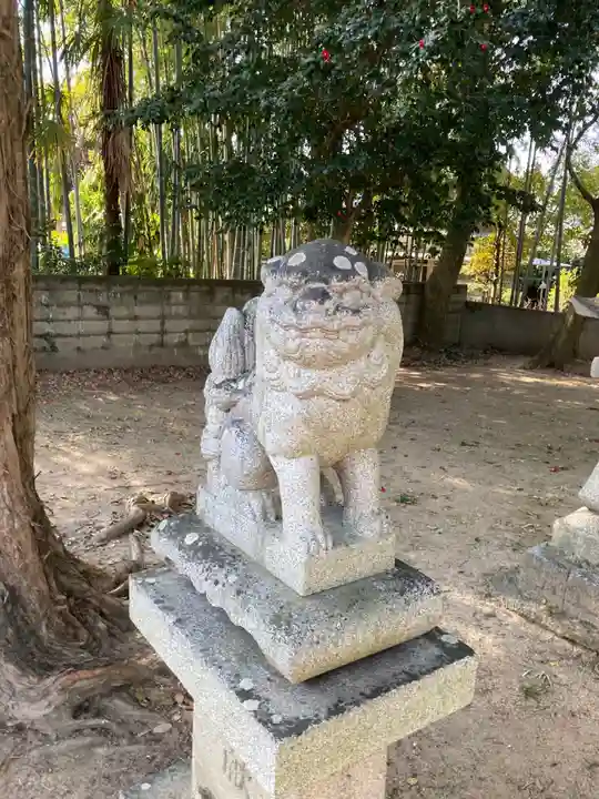 東山神社の狛犬