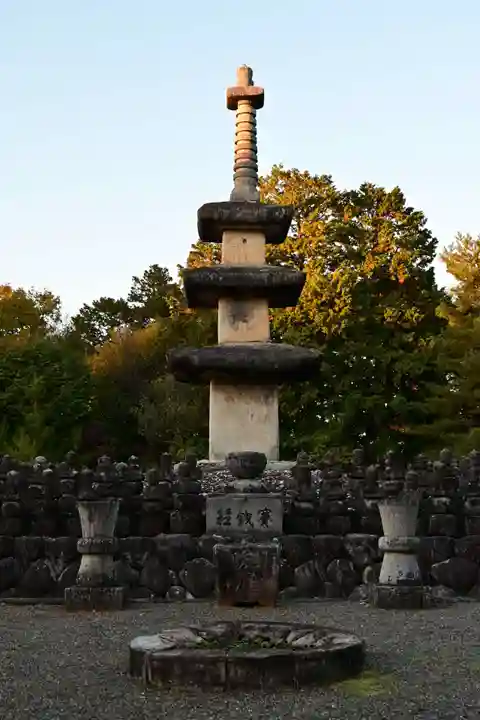 石塔寺(滋賀県)