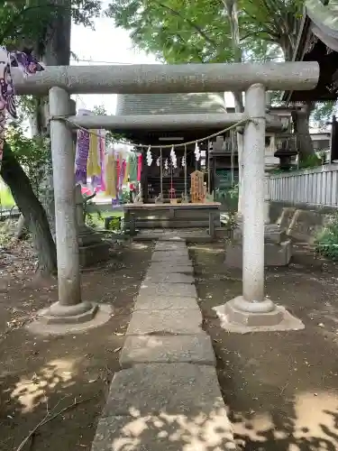 (下館)羽黒神社の{uncategorized: "未分類", other: "その他", undefined: "問題あり", building: "その他建物", grave: "お墓", sacred_gate: "鳥居", guardian: "狛犬", statue: "像", buddha: "仏像", history: "歴史", nature: "自然", garden: "庭園", animal: "動物", pagoda: "塔", temizu: "手水舎", mountain_gate: "山門・神門", sanctuary: "本殿・本堂", subordinate: "末社・摂社", art: "芸術", scenery: "景色", jizo: "地蔵", ema: "絵馬", goshuin: "御朱印", omikuji: "おみくじ", items: "授与品その他", amulet: "お守り", goshuincho: "御朱印帳", eats: "食事", festival: "お祭り", votive_dance: "神楽", shichigosan: "七五三参", wedding: "結婚式", experience: "体験その他", initially: "初詣", around: "周辺", anti_infection: "感染症対策"}