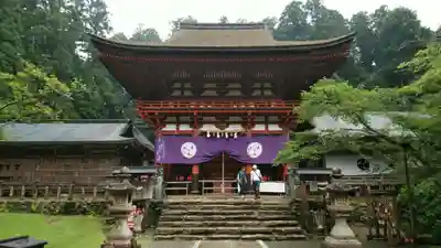 丹生都比売神社の山門・神門