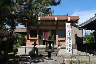 寳藏寺の本殿・本堂