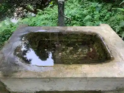 八幡神社の手水舎