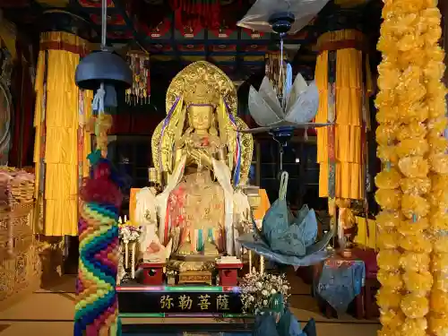 大聖院の{uncategorized: "未分類", other: "その他", undefined: "問題あり", building: "その他建物", grave: "お墓", sacred_gate: "鳥居", guardian: "狛犬", statue: "像", buddha: "仏像", history: "歴史", nature: "自然", garden: "庭園", animal: "動物", pagoda: "塔", temizu: "手水舎", mountain_gate: "山門・神門", sanctuary: "本殿・本堂", subordinate: "末社・摂社", art: "芸術", scenery: "景色", jizo: "地蔵", ema: "絵馬", goshuin: "御朱印", omikuji: "おみくじ", items: "授与品その他", amulet: "お守り", goshuincho: "御朱印帳", eats: "食事", festival: "お祭り", votive_dance: "神楽", shichigosan: "七五三参", wedding: "結婚式", experience: "体験その他", initially: "初詣", around: "周辺", anti_infection: "感染症対策"}