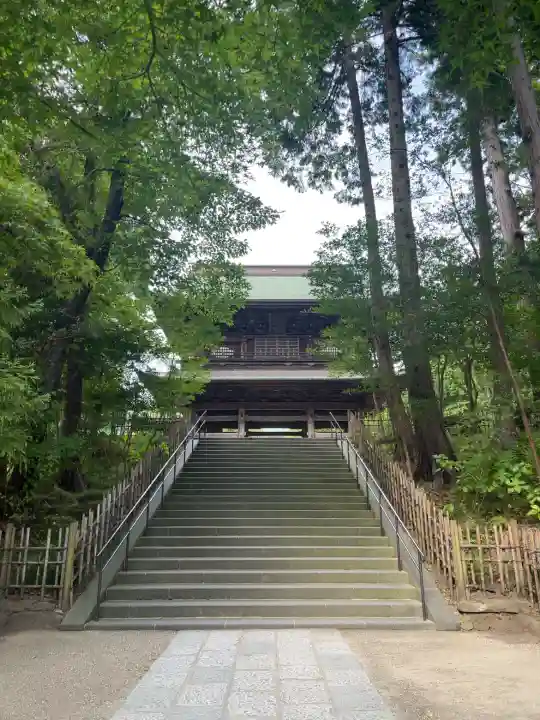 円覚寺の{uncategorized: "未分類", other: "その他", undefined: "問題あり", building: "その他建物", grave: "お墓", sacred_gate: "鳥居", guardian: "狛犬", statue: "像", buddha: "仏像", history: "歴史", nature: "自然", garden: "庭園", animal: "動物", pagoda: "塔", temizu: "手水舎", mountain_gate: "山門・神門", sanctuary: "本殿・本堂", subordinate: "末社・摂社", art: "芸術", scenery: "景色", jizo: "地蔵", ema: "絵馬", goshuin: "御朱印", omikuji: "おみくじ", items: "授与品その他", amulet: "お守り", goshuincho: "御朱印帳", eats: "食事", festival: "お祭り", votive_dance: "神楽", shichigosan: "七五三参", wedding: "結婚式", experience: "体験その他", initially: "初詣", around: "周辺", anti_infection: "感染症対策"}