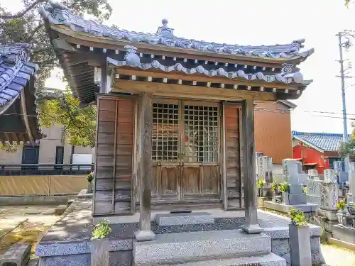 信照寺の末社・摂社