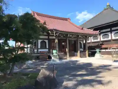 如宝寺の本殿・本堂