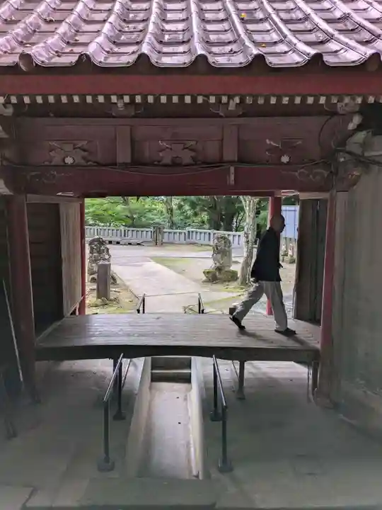 迦葉山龍華院弥勒護国寺(弥勒寺)の周辺