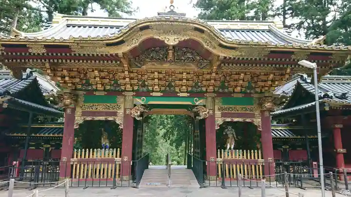 日光山輪王寺 常行堂の山門・神門