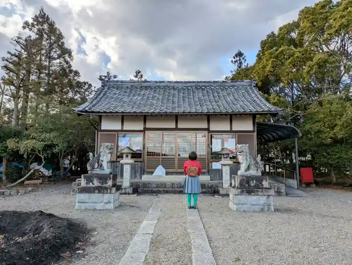 小松神社の本殿・本堂