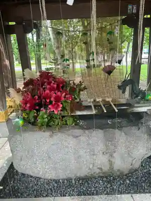 彌彦神社　(伊夜日子神社)の手水舎