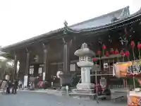 清凉寺の本殿・本堂