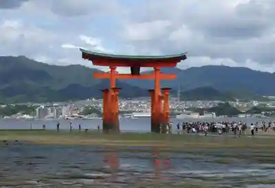 厳島神社(広島県)