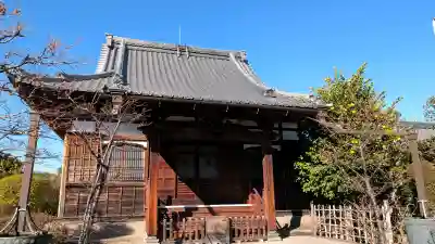 経王寺の{uncategorized: "未分類", other: "その他", undefined: "問題あり", building: "その他建物", grave: "お墓", sacred_gate: "鳥居", guardian: "狛犬", statue: "像", buddha: "仏像", history: "歴史", nature: "自然", garden: "庭園", animal: "動物", pagoda: "塔", temizu: "手水舎", mountain_gate: "山門・神門", sanctuary: "本殿・本堂", subordinate: "末社・摂社", art: "芸術", scenery: "景色", jizo: "地蔵", ema: "絵馬", goshuin: "御朱印", omikuji: "おみくじ", items: "授与品その他", amulet: "お守り", goshuincho: "御朱印帳", eats: "食事", festival: "お祭り", votive_dance: "神楽", shichigosan: "七五三参", wedding: "結婚式", experience: "体験その他", initially: "初詣", around: "周辺", anti_infection: "感染症対策"}