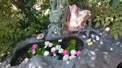 三輪神社の庭園