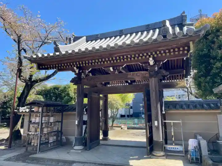 本立寺の{uncategorized: "未分類", other: "その他", undefined: "問題あり", building: "その他建物", grave: "お墓", sacred_gate: "鳥居", guardian: "狛犬", statue: "像", buddha: "仏像", history: "歴史", nature: "自然", garden: "庭園", animal: "動物", pagoda: "塔", temizu: "手水舎", mountain_gate: "山門・神門", sanctuary: "本殿・本堂", subordinate: "末社・摂社", art: "芸術", scenery: "景色", jizo: "地蔵", ema: "絵馬", goshuin: "御朱印", omikuji: "おみくじ", items: "授与品その他", amulet: "お守り", goshuincho: "御朱印帳", eats: "食事", festival: "お祭り", votive_dance: "神楽", shichigosan: "七五三参", wedding: "結婚式", experience: "体験その他", initially: "初詣", around: "周辺", anti_infection: "感染症対策"}