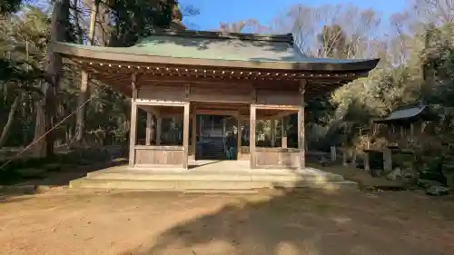 天神神社の{uncategorized: "未分類", other: "その他", undefined: "問題あり", building: "その他建物", grave: "お墓", sacred_gate: "鳥居", guardian: "狛犬", statue: "像", buddha: "仏像", history: "歴史", nature: "自然", garden: "庭園", animal: "動物", pagoda: "塔", temizu: "手水舎", mountain_gate: "山門・神門", sanctuary: "本殿・本堂", subordinate: "末社・摂社", art: "芸術", scenery: "景色", jizo: "地蔵", ema: "絵馬", goshuin: "御朱印", omikuji: "おみくじ", items: "授与品その他", amulet: "お守り", goshuincho: "御朱印帳", eats: "食事", festival: "お祭り", votive_dance: "神楽", shichigosan: "七五三参", wedding: "結婚式", experience: "体験その他", initially: "初詣", around: "周辺", anti_infection: "感染症対策"}