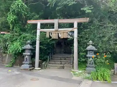 荒立神社の鳥居