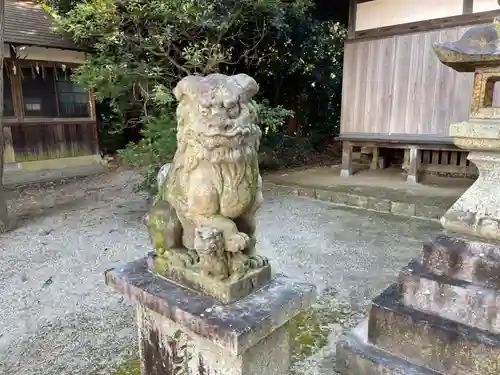 雲出神社の狛犬