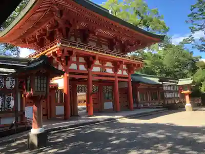 武蔵一宮氷川神社の山門・神門