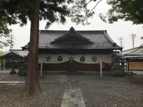 松本神社の本殿