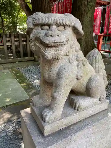 金王八幡宮の狛犬