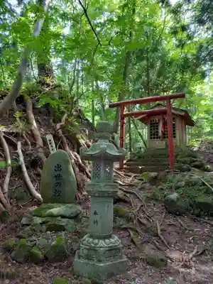 瀞川稲荷の本殿・本堂