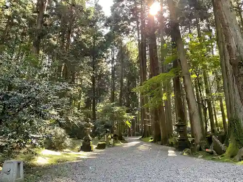 御岩神社の庭園