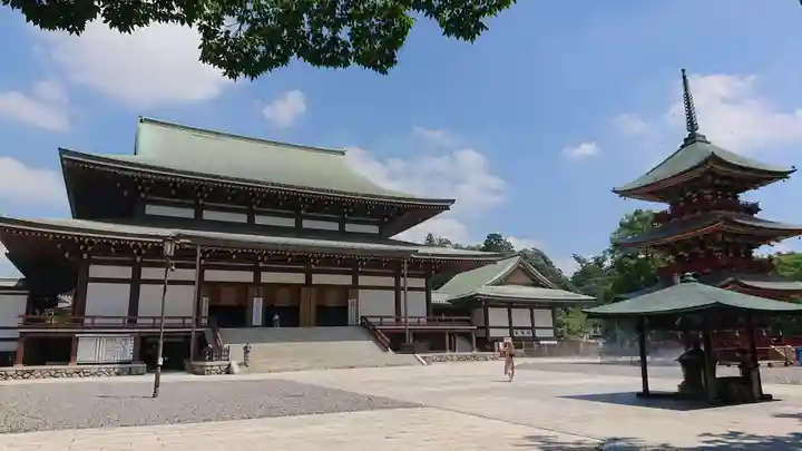 成田山新勝寺の本殿・本堂