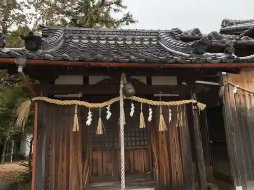 岩岡神社の末社・摂社