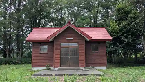 歌越神社(共成神社)の本殿・本堂
