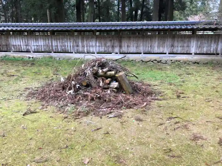 御出石神社のその他建物