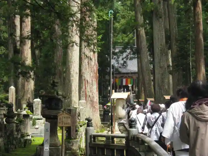 高野山金剛峯寺奥の院のその他建物