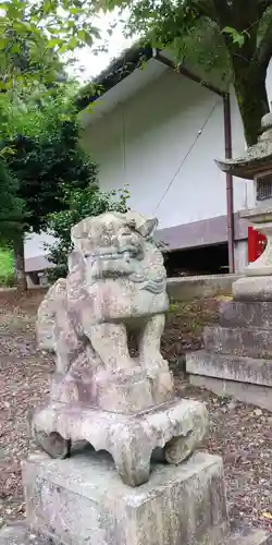 胡宮神社（敏満寺史跡）の狛犬