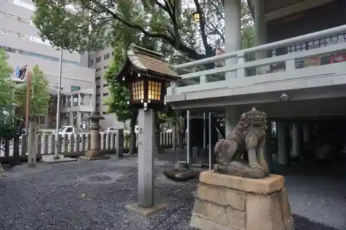 白神社の狛犬