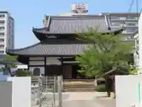 本泉寺の本殿・本堂