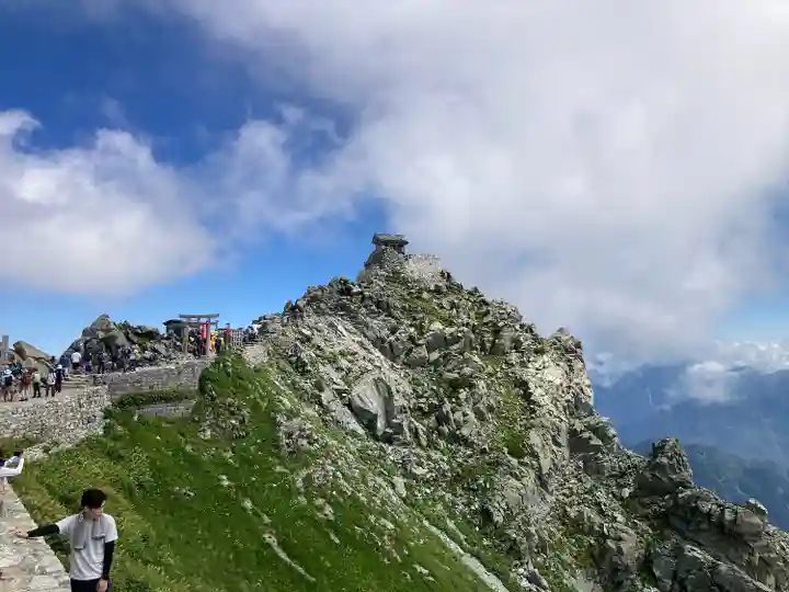 雄山神社峰本社の本殿・本堂