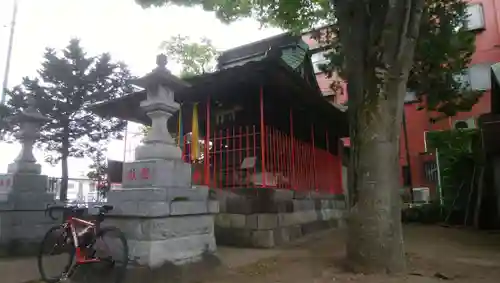 稲荷神社の本殿・本堂