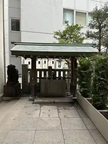 築土神社の手水