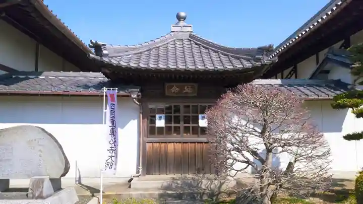 東林山 法蔵院の本殿・本堂