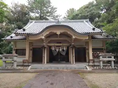 漆部神社の本殿・本堂