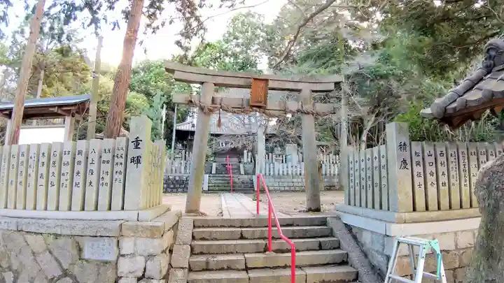 御机神社の鳥居