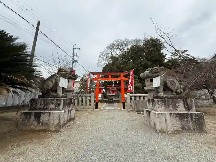 龍田神社の{uncategorized: "未分類", other: "その他", undefined: "問題あり", building: "その他建物", grave: "お墓", sacred_gate: "鳥居", guardian: "狛犬", statue: "像", buddha: "仏像", history: "歴史", nature: "自然", garden: "庭園", animal: "動物", pagoda: "塔", temizu: "手水舎", mountain_gate: "山門・神門", sanctuary: "本殿・本堂", subordinate: "末社・摂社", art: "芸術", scenery: "景色", jizo: "地蔵", ema: "絵馬", goshuin: "御朱印", omikuji: "おみくじ", items: "授与品その他", amulet: "お守り", goshuincho: "御朱印帳", eats: "食事", festival: "お祭り", votive_dance: "神楽", shichigosan: "七五三参", wedding: "結婚式", experience: "体験その他", initially: "初詣", around: "周辺", anti_infection: "感染症対策"}