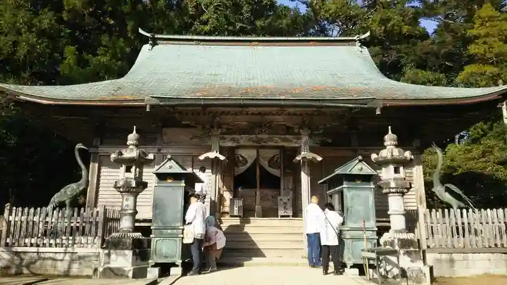 鶴林寺の本殿・本堂