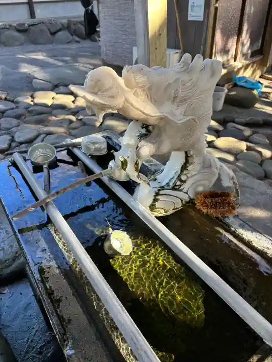 大瀬神社の{uncategorized: "未分類", other: "その他", undefined: "問題あり", building: "その他建物", grave: "お墓", sacred_gate: "鳥居", guardian: "狛犬", statue: "像", buddha: "仏像", history: "歴史", nature: "自然", garden: "庭園", animal: "動物", pagoda: "塔", temizu: "手水舎", mountain_gate: "山門・神門", sanctuary: "本殿・本堂", subordinate: "末社・摂社", art: "芸術", scenery: "景色", jizo: "地蔵", ema: "絵馬", goshuin: "御朱印", omikuji: "おみくじ", items: "授与品その他", amulet: "お守り", goshuincho: "御朱印帳", eats: "食事", festival: "お祭り", votive_dance: "神楽", shichigosan: "七五三参", wedding: "結婚式", experience: "体験その他", initially: "初詣", around: "周辺", anti_infection: "感染症対策"}