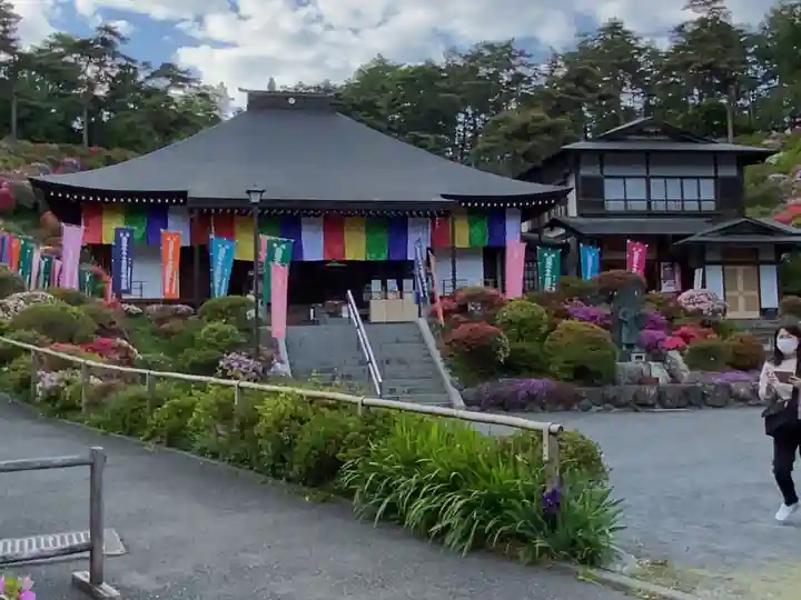 塩船観音寺の本殿・本堂