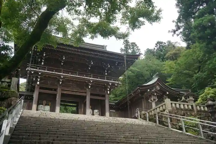 伊奈波神社の山門・神門
