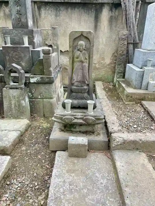 瑞松院の{uncategorized: "未分類", other: "その他", undefined: "問題あり", building: "その他建物", grave: "お墓", sacred_gate: "鳥居", guardian: "狛犬", statue: "像", buddha: "仏像", history: "歴史", nature: "自然", garden: "庭園", animal: "動物", pagoda: "塔", temizu: "手水舎", mountain_gate: "山門・神門", sanctuary: "本殿・本堂", subordinate: "末社・摂社", art: "芸術", scenery: "景色", jizo: "地蔵", ema: "絵馬", goshuin: "御朱印", omikuji: "おみくじ", items: "授与品その他", amulet: "お守り", goshuincho: "御朱印帳", eats: "食事", festival: "お祭り", votive_dance: "神楽", shichigosan: "七五三参", wedding: "結婚式", experience: "体験その他", initially: "初詣", around: "周辺", anti_infection: "感染症対策"}