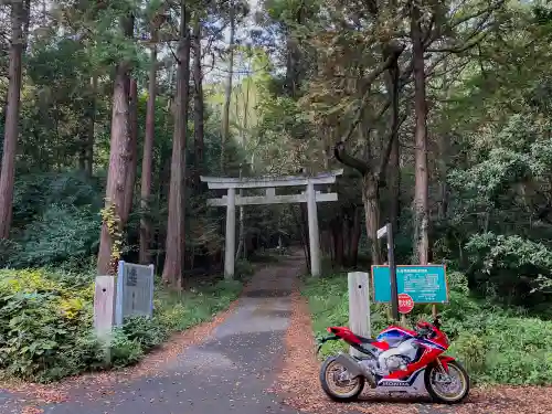 佐志能神社の鳥居